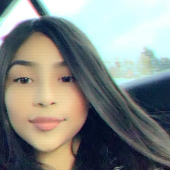 crystal_lazaro